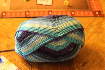 self striping yarn 5086